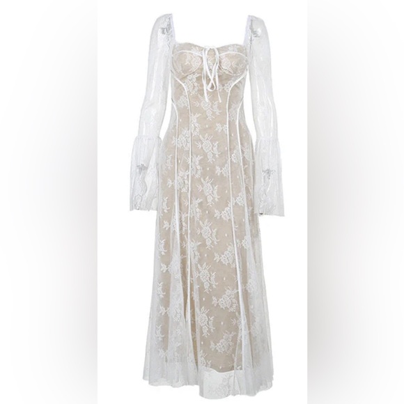 Beautiful lace overlay, white maternity, maxi dress - Picture 3 of 4